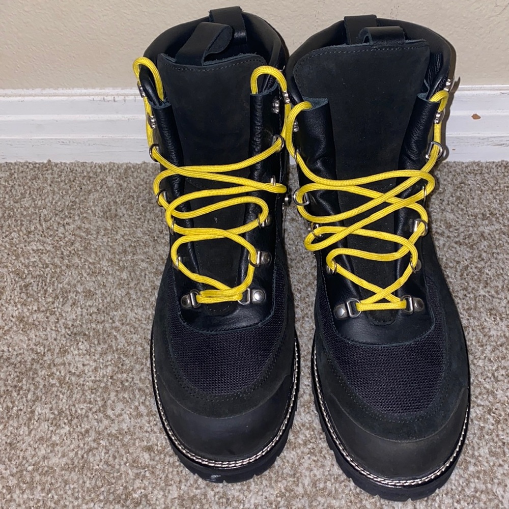 Off White Hiking Boots (Black. Friday Sale)